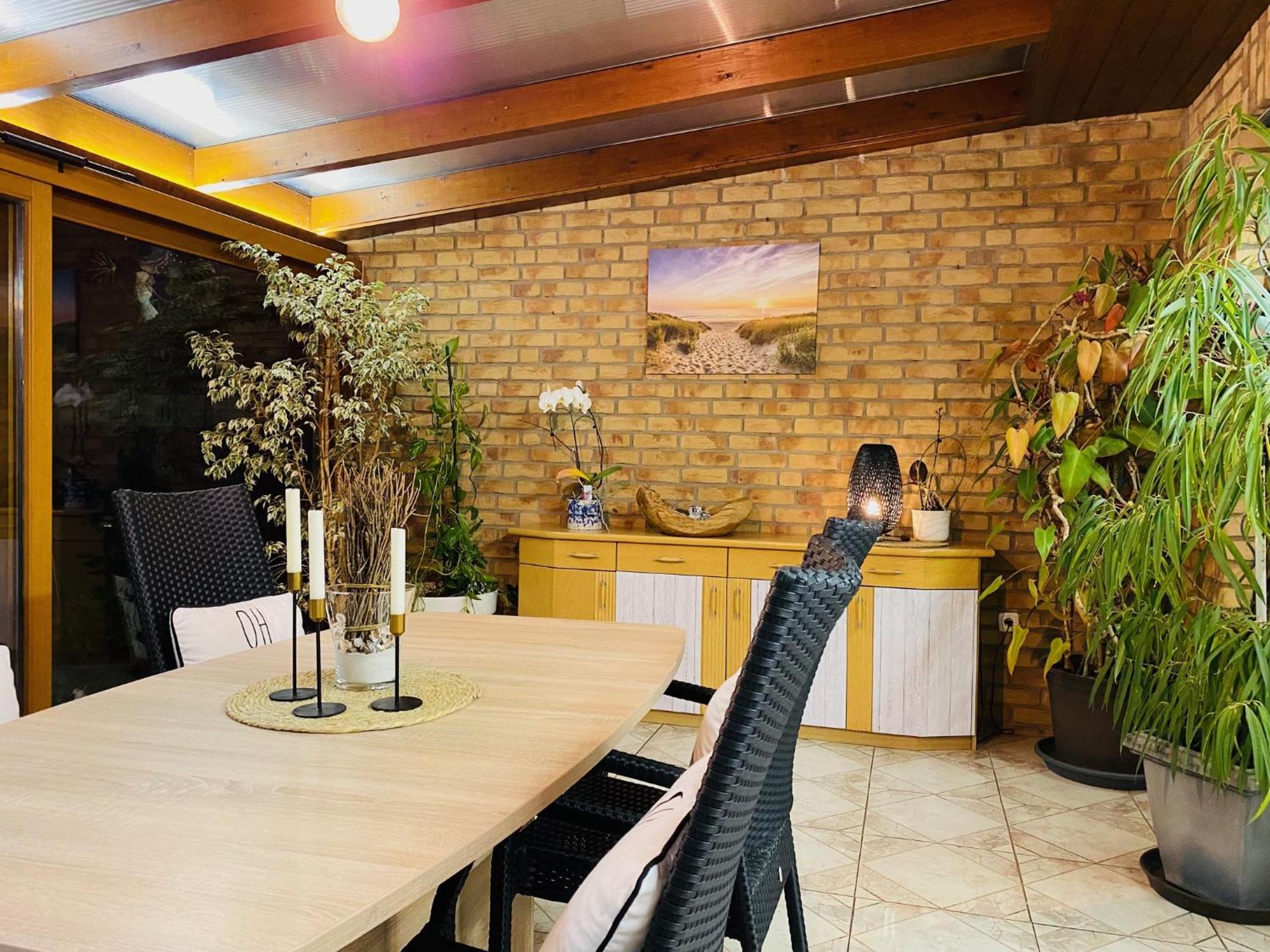 Ferienhaus Mit Garten Hürth Exterior foto
